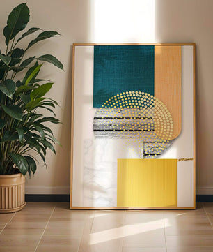Abstraktes geometrisches Design mit Texturen und goldenen Akzenten