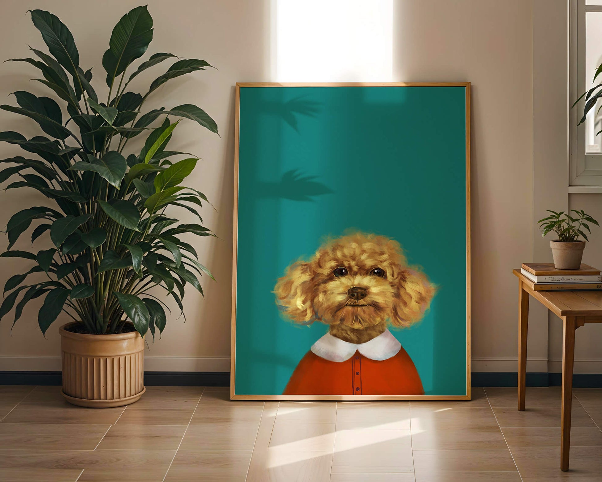 Portrait de caniche charmant en tenue de fête sur fond turquoise