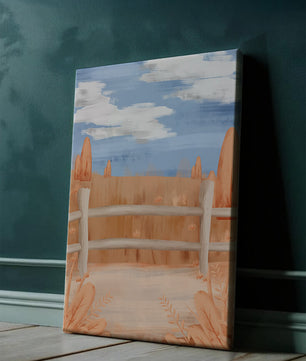Paisaje otoñal sereno con cerca de madera y cielo azul