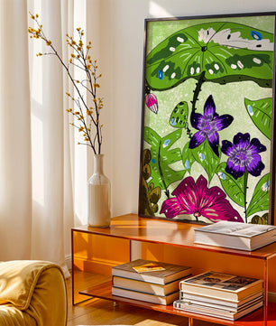 Bunte Blumenillustration mit exotischen Blumen und Blättern