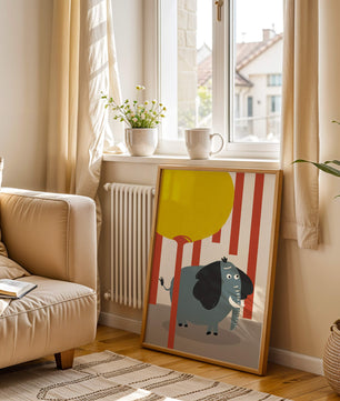 Illustration eines verspielten Elefanten mit einem gelben Ballon in abstrakter Umgebung