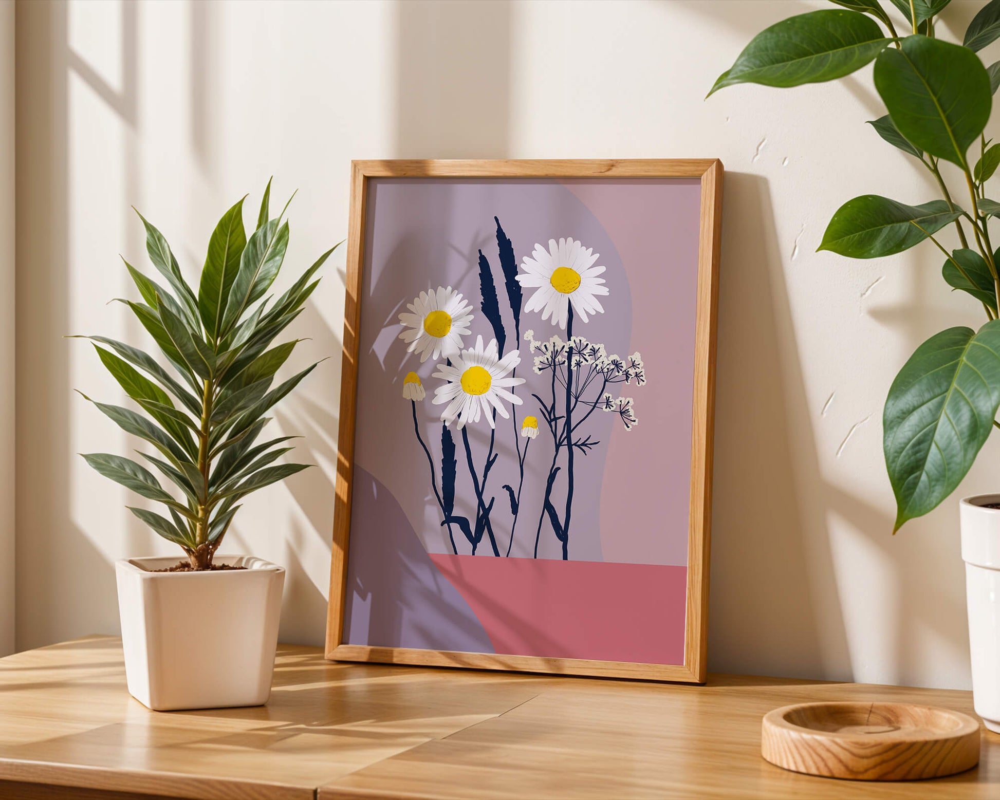 Zarte weiße Gänseblümchen mit gelben Zentren auf modernem Pastell-Hintergrund