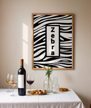Diseño elegante de impresión de cebra con acento de texto en negrita