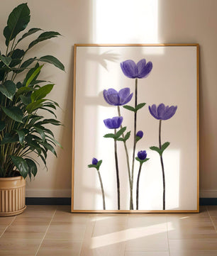 Flores púrpuras elegantes en un fondo oscuro