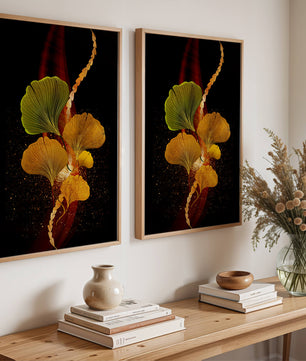 Art abstrait floral avec des feuilles de gingko dorées et un fond sombre