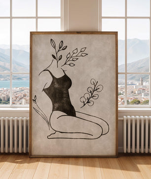 Abstrakte Frau mit botanischen Elementen im minimalistischen Stil