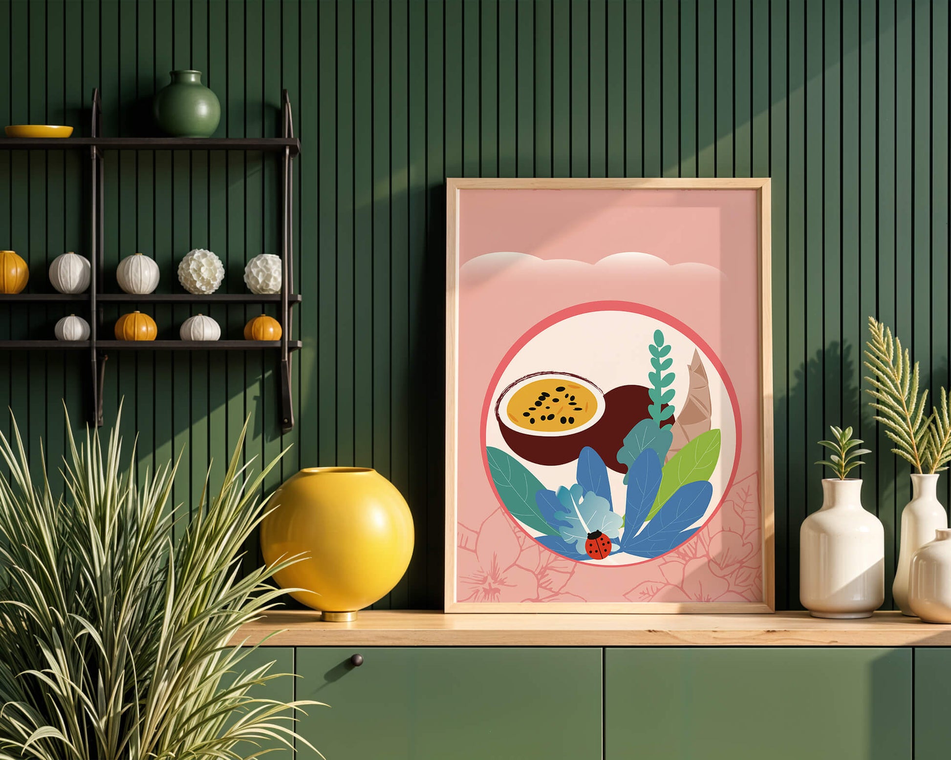 Ilustración de frutas tropicales y hojas con una mariquita sobre un fondo rosa