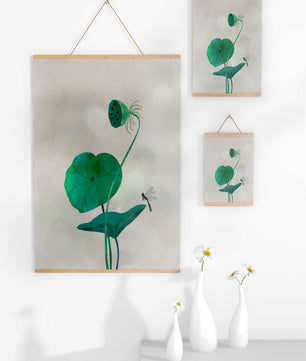 Lotus Flower and Dragonfly with Watercolor Effect - Mi tienda