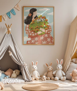 Femme fantaisiste tenant un paysage miniature avec famille et maisons