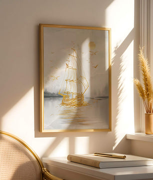 Escena náutica serena con velero dorado en el mar