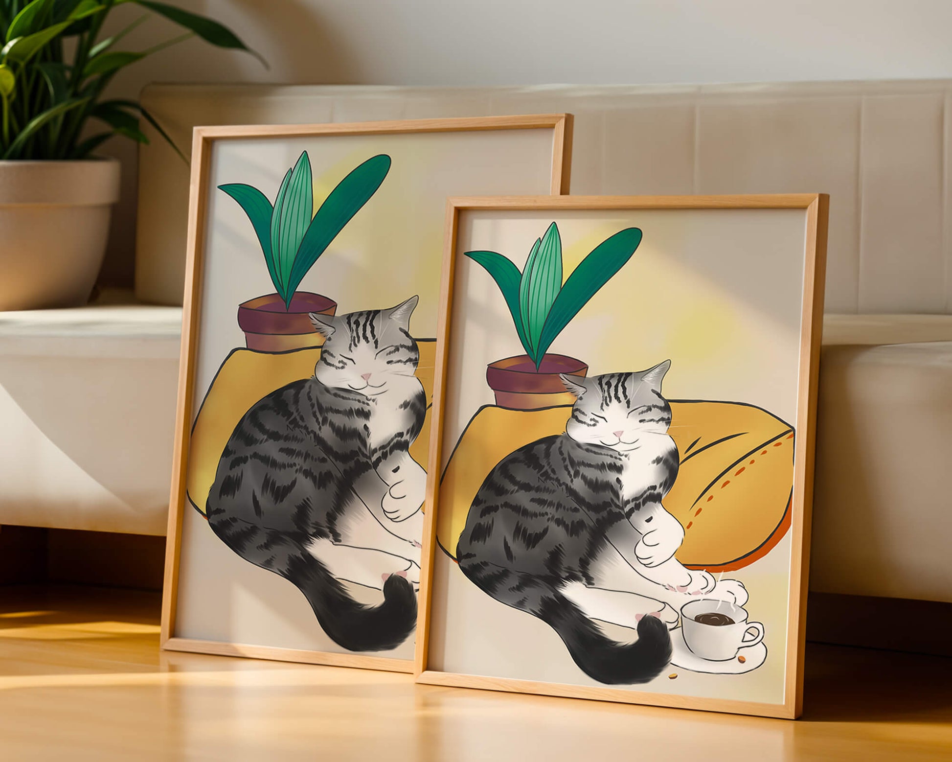 Entspannte Katze mit Kaffee und Pflanze auf gemütlichem Kissen