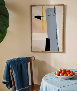 Abstrakte geometrische Kunst mit blauen und goldenen Akzenten