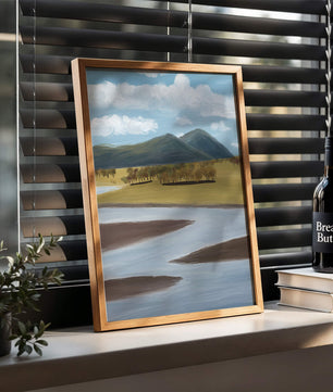 Paisaje sereno con montañas, árboles y río
