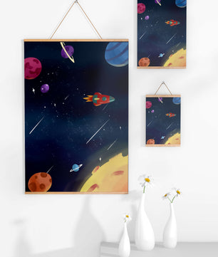 Farbenfrohes Weltraumabenteuer mit Planeten und Raketenillustration