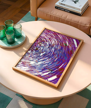 Dynamisches Spiralmuster mit lebendigen Farben