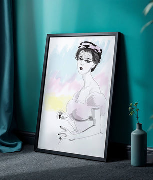Elegant Woman in Vintage Fashion with Veil Hat and Pastel Background - Mi tienda