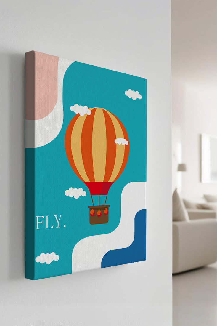 Bunte Heißluftballon-Illustration mit Wolken und abstrakten Formen