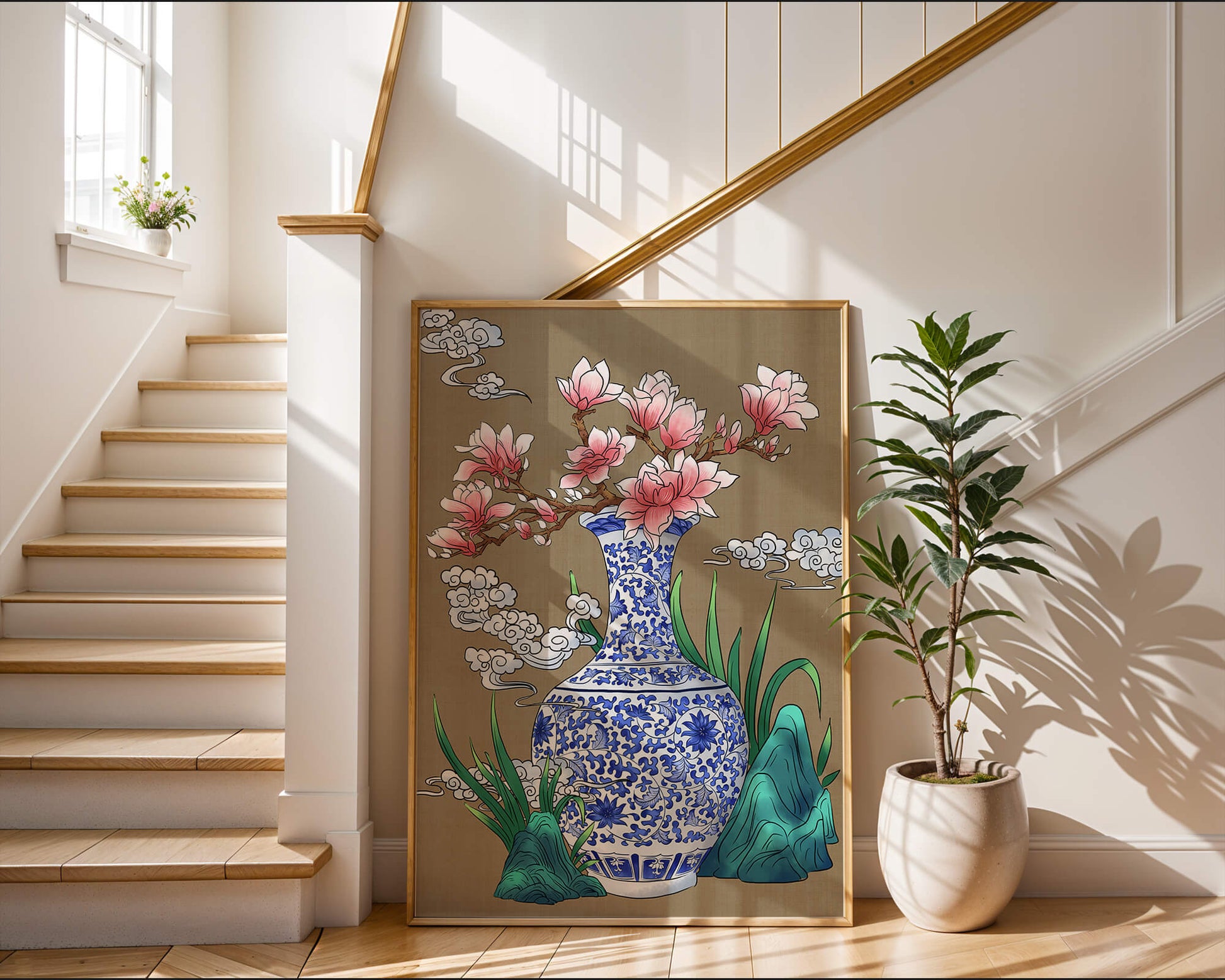 Elegante arreglo floral en jarrón de porcelana azul y blanca con magnolias.