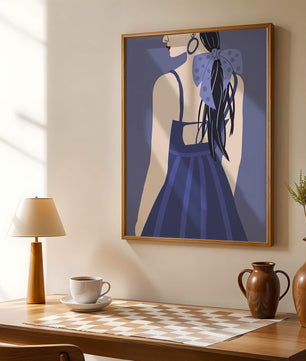 Stilvolle Illustration einer Frau mit gepunkteter Schleife und blauem Kleid