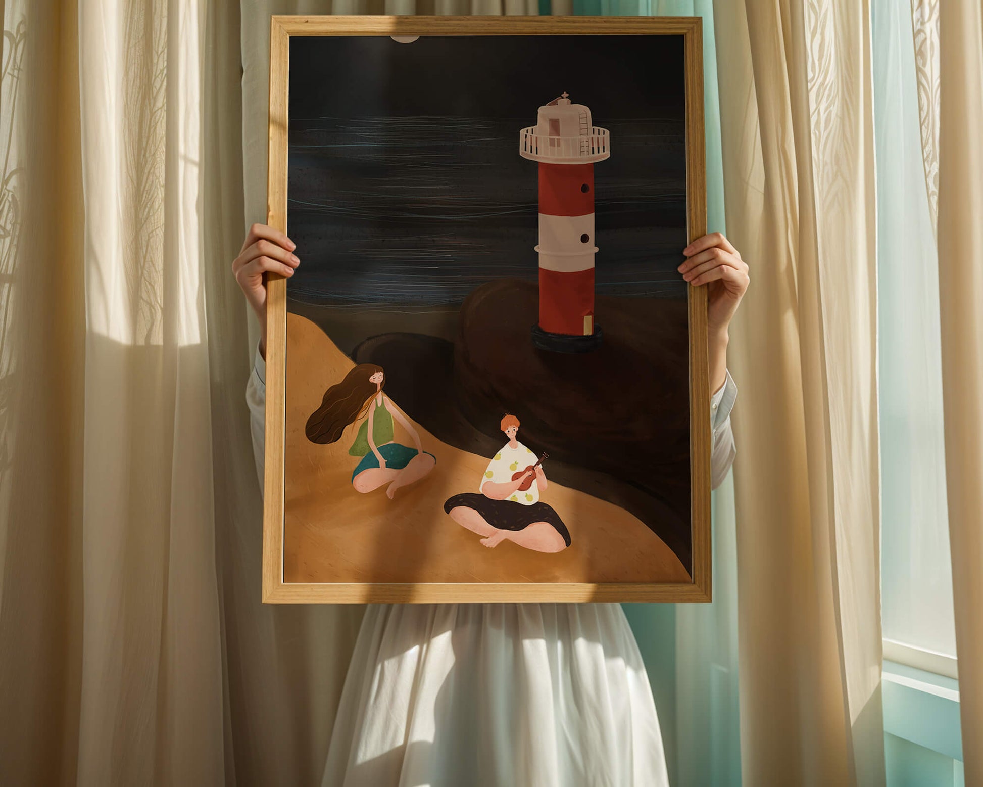 Escena de playa tranquila con faro por la noche