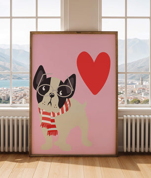 Ilustración juguetona de un bulldog francés con gafas y bufanda sobre fondo rosa con corazón