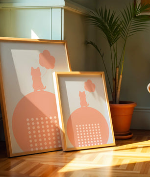 Katzensilhouette mit Ballon auf minimalistischem Kreishintergrund