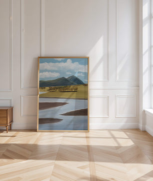 Paisaje sereno con montañas, árboles y río