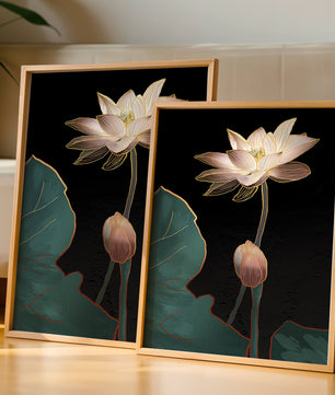 Flor de loto con detalles dorados sobre fondo oscuro
