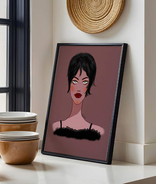 Illustration einer Frau mit kurzen schwarzen Haaren und auffälligem Make-up auf braunem Hintergrund