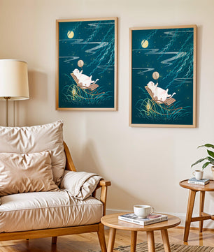 Adorable ilustración de un gato relajándose en un jardín iluminado por la luna con linterna
