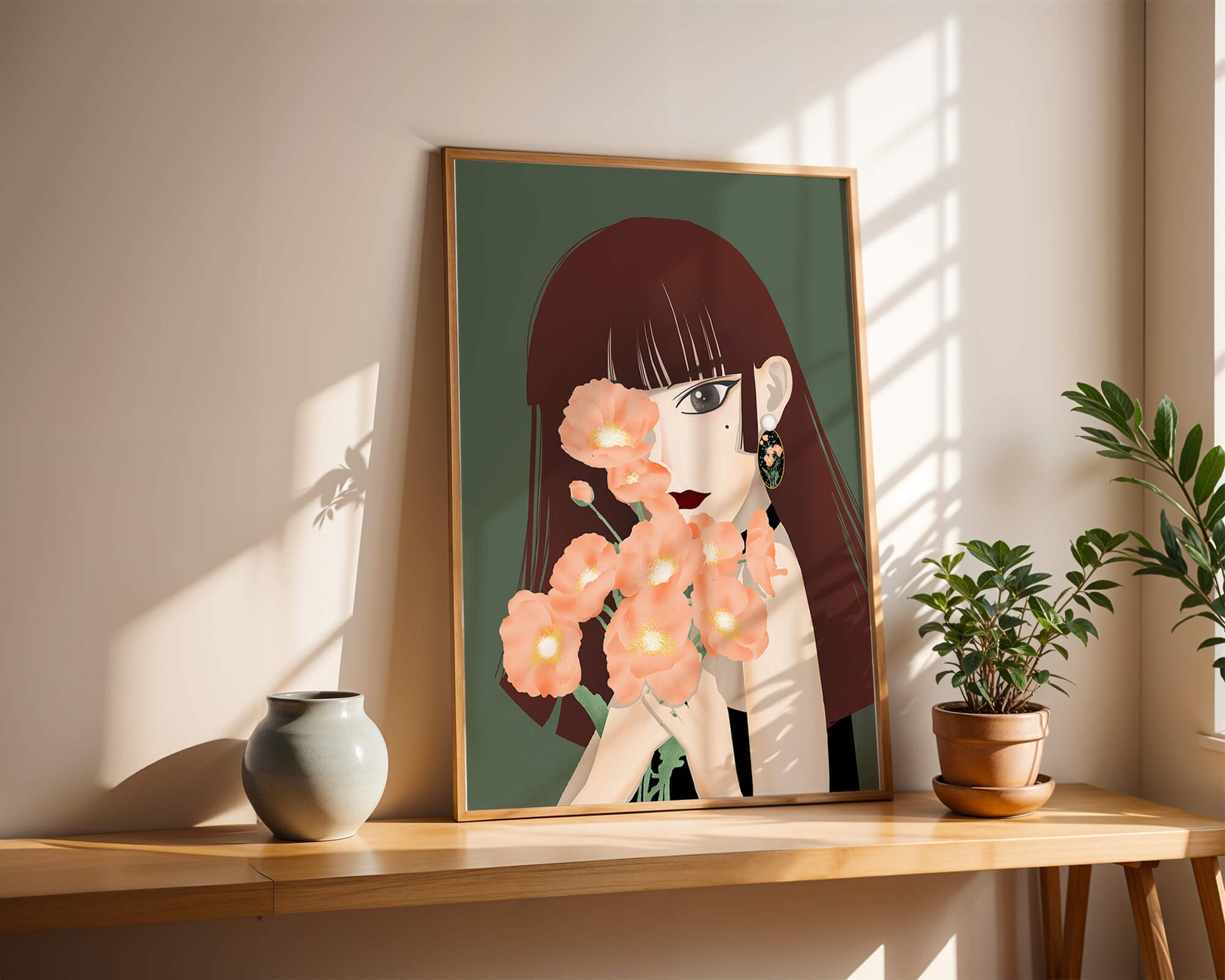 Porträt einer Frau mit Blumenstrauß und elegantem Ohrring