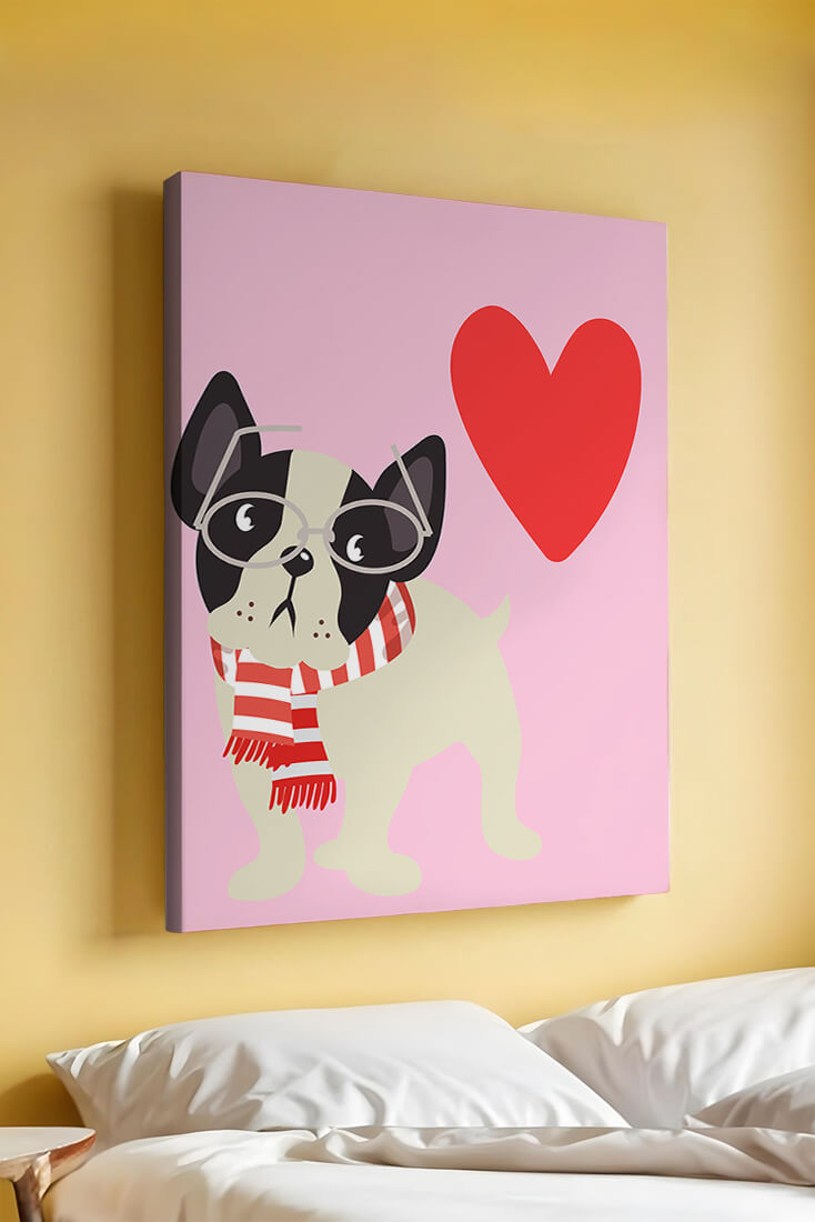 Ilustración lúdica de un bulldog francés con gafas y bufanda sobre fondo rosa con corazón