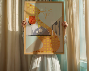 Elegant Dining Setting with Red Wine Glass and Gold Accents - Mi tienda