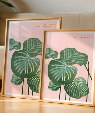 Abstract Botanical Green Leaves On Pink Background - Mi tienda