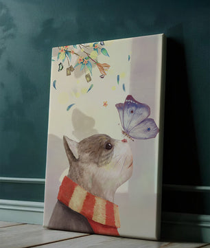 Cat Staring at Butterfly with Floral Elements - Mi tienda