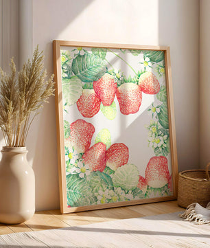 Ilustración de fresas y flores con hojas verdes exuberantes