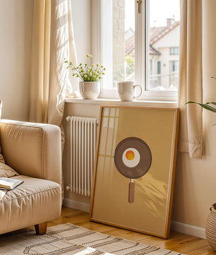 Fried Egg in a Pan on a Light Brown Background - Mi tienda