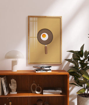 Fried Egg in a Pan on a Light Brown Background - Mi tienda