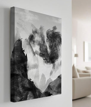 Paisaje monocromático con montañas y nubes abstractas