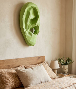 Figura de oreja de papel poligonal 3D para ensamblar 19 x 35 x 14 – kit de manualidades de papercraft decorativo, escultura geométrica moderna para pared sobre la cama