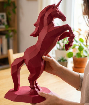 BIG Unicorn polygonal paper figure for assembly ONE meter – papercraft DIY craft, sculptural cardboard unicorn for modern home decoration - Mi tienda
