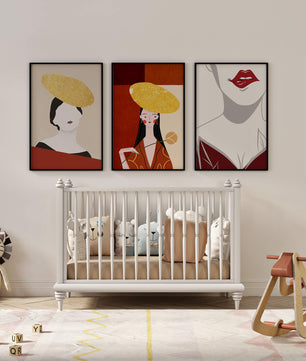 Triptyque moderne avec touches dorées et minimalisme