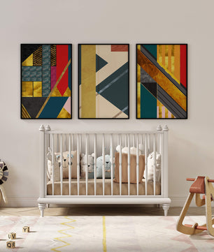 Conjunto de Tres Lienzos Abstractos Geométricos en Colores Vivos y Elementos Dorados