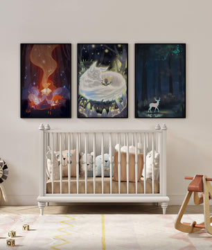 Ausstellung von Fantasie-Kunst mit mystischen Kreaturen in einer natürlichen Umgebung