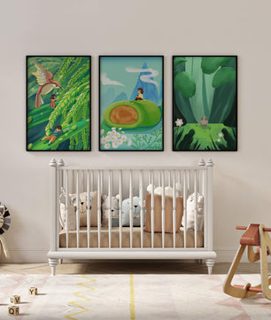 Mur Avec Trois Impressions Artistiques De Paysages Naturels Oniriques