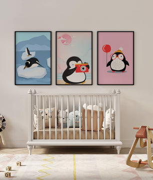 Ensemble de trois dessins de pingouins au style ludique et aux couleurs pastel