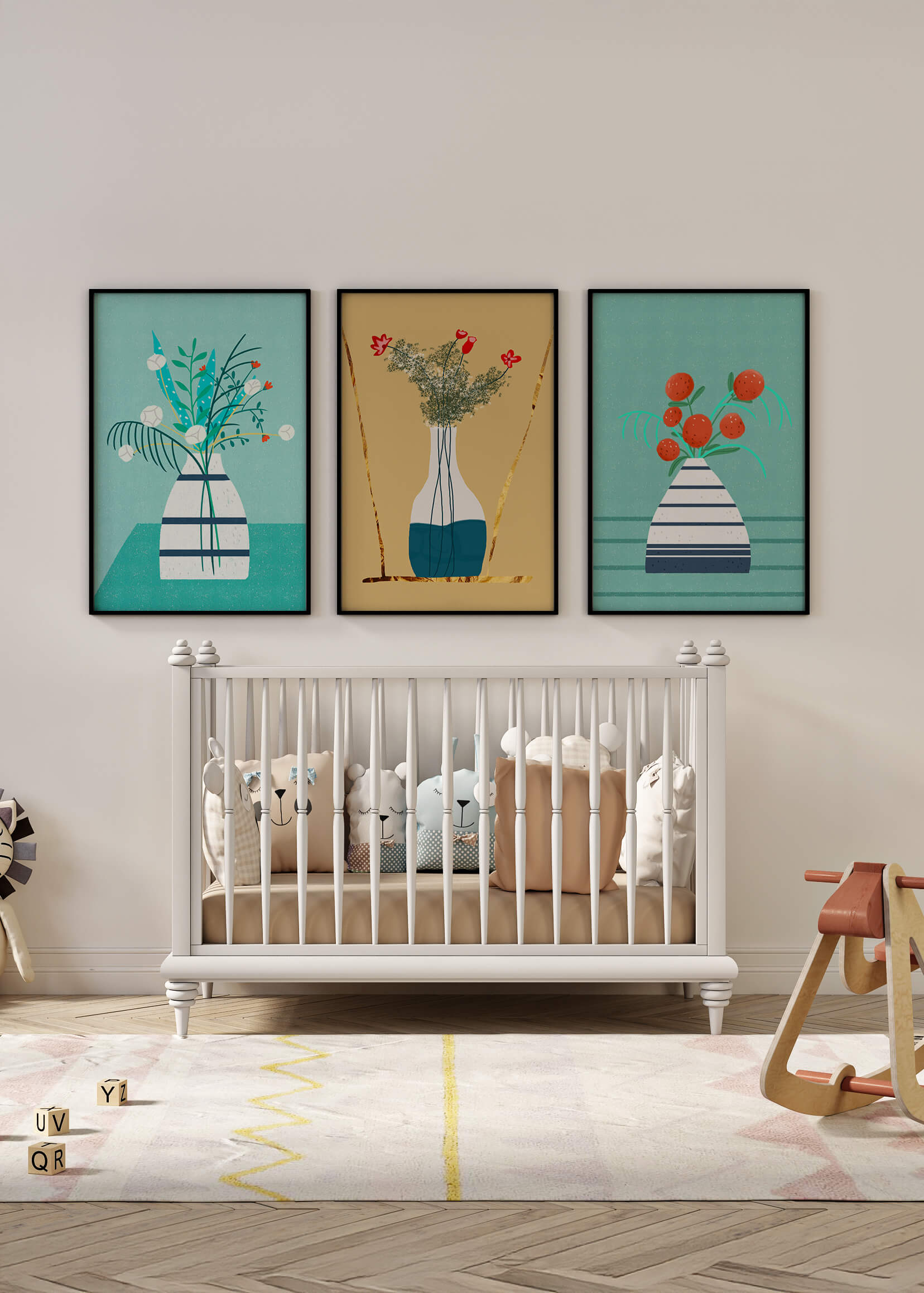 Conjunto de Tres Imágenes de Jarrones con Flores en Colores Pastel y Fondo Neutro