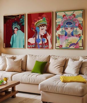 Ensemble de trois illustrations colorées de femmes avec des coiffes traditionnelles asiatiques