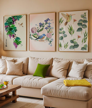 Ensemble de trois œuvres d'art avec des motifs naturels et des oiseaux