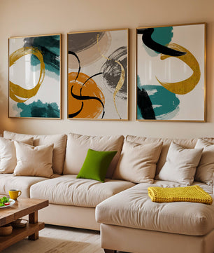 Art abstrait sur toiles avec des détails dorés